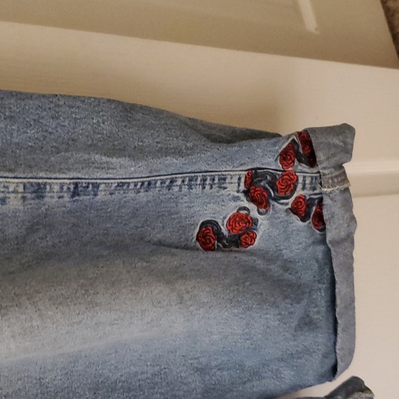 Detailed overalls with flower embroidery sz 16W - Picture 2 of 7